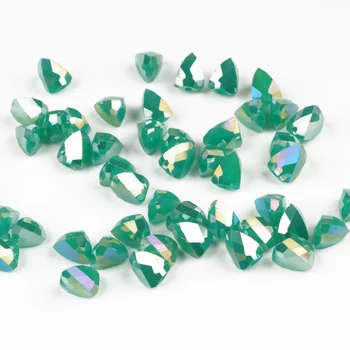4 6 8mm Triunghi Fatetate Verde Placat cu Sticlă de Cristal Margele Margele Vrac Manual pentru a Face Bijuterii DIY Brățară Colier